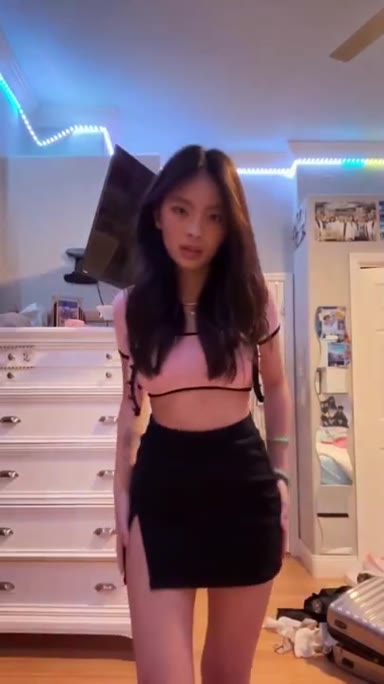 Abg cantik chindo kacamata colmek
